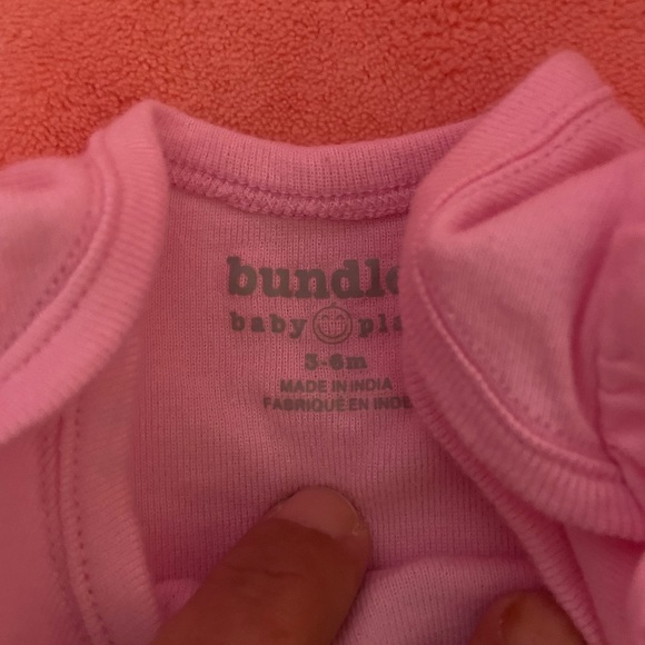 Sweatsuit - Picture 4 of 6